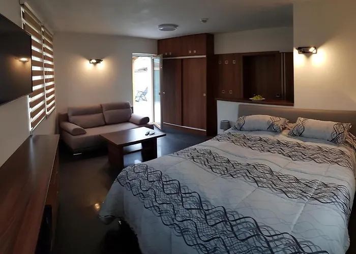 Meandry Bed & Breakfast 4*